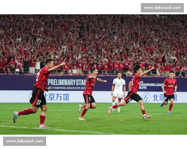 蓉城 3-0 横扫曼谷联，4 万球迷见证亚冠晋级里程碑
