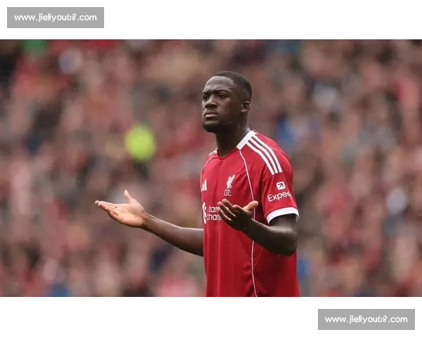 科纳特续约僵局升级！皇马启动中卫争夺战，利物浦面临防线重建考验