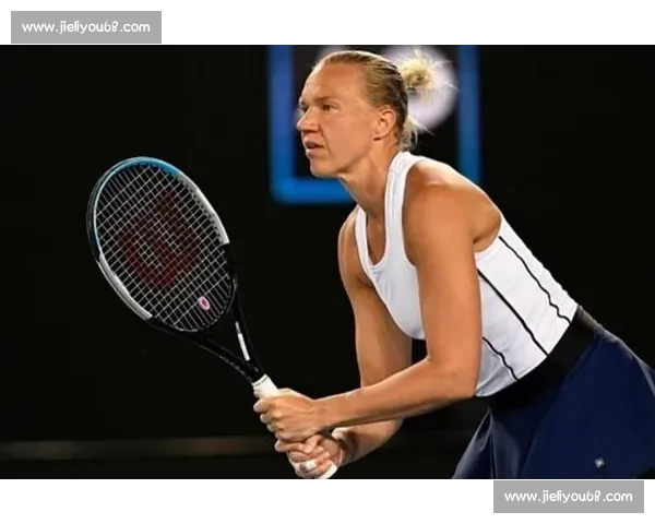 草地双姝泪洒赛场：斯瓦泰克冠军荒延续，伊埃拉突破背后的中国情